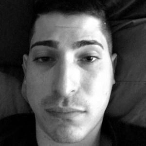 Meet your Posher, Elliott